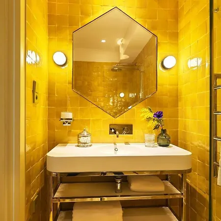 Le Katorze ホテル