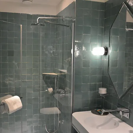 Отель Le Katorze 4*