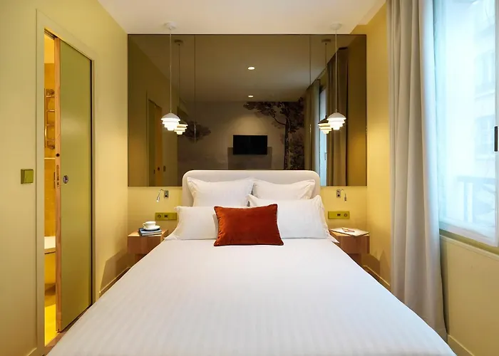 Hotell Le Katorze Paris