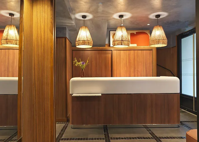 Le Katorze Hotell Paris