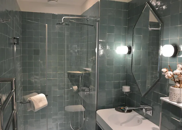 Hotell Le Katorze 4*