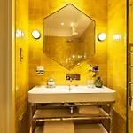 Le Katorze Hotel