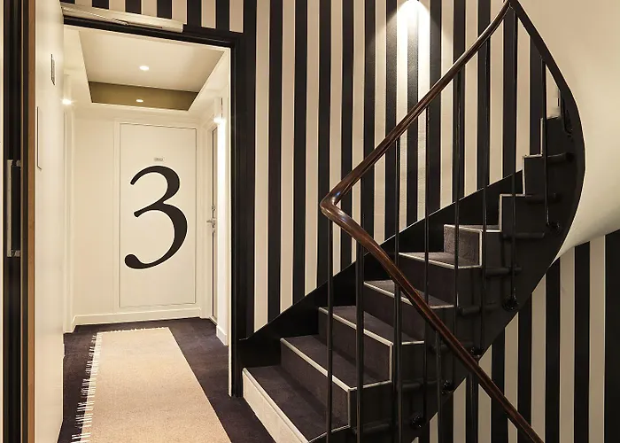 Hotel Le Katorze 4*
