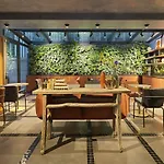 Le Katorze Hotel Paris