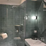 Hotel Le Katorze 4*