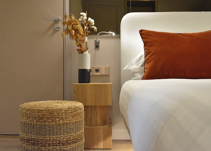 Hotel Le Katorze Parigi